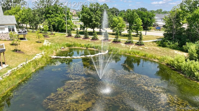 2825 Ridington Rd, Ann Arbor, MI 48105 - view of community featuring a water view