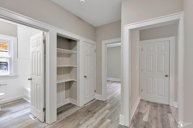 2651 Lakewood St, Detroit, MI 48215 - view of closet