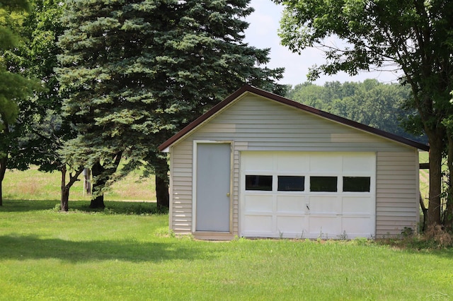 11731 Birch Run Rd, Birch Run, MI 48415 - view of detached garage