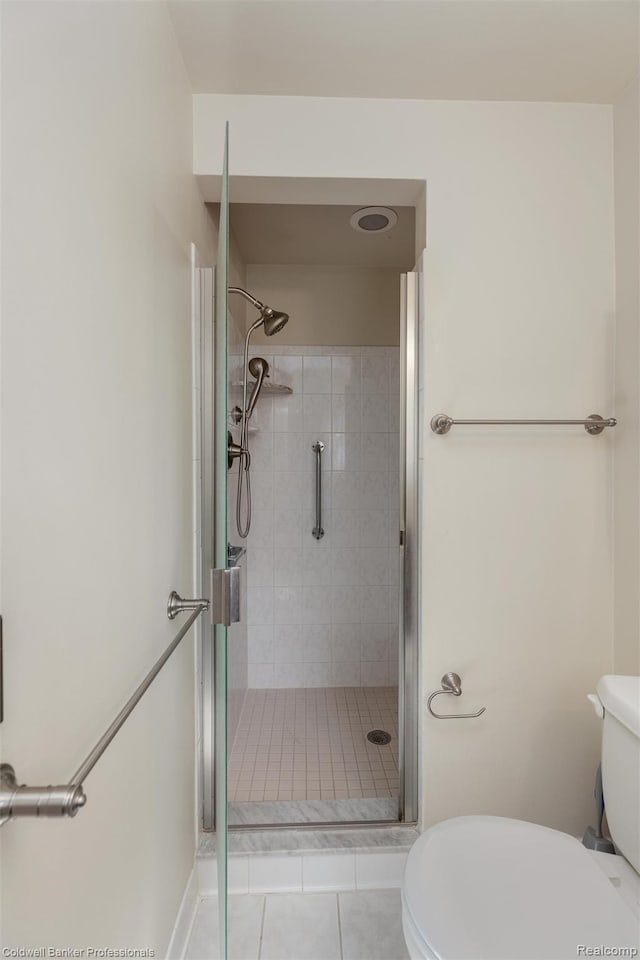 21600 Eastbrook Ct, Grosse Pointe Woods, MI 48236 - full bathroom with a shower stall and tile patterned floors