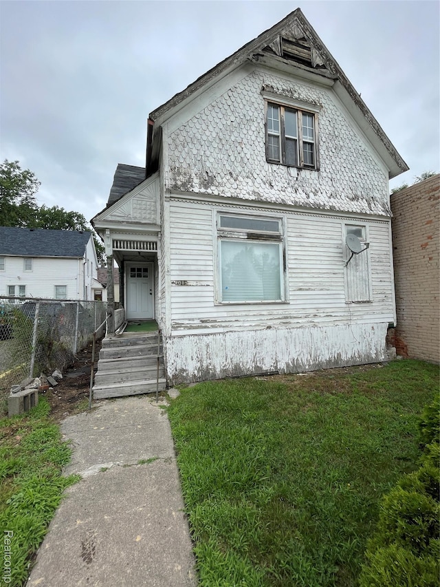1015 Clay St, Detroit, MI 48211 - photo 1