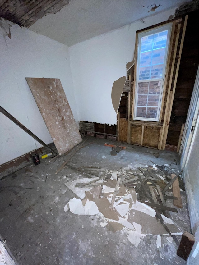 1015 Clay St, Detroit, MI 48211 - photo 7