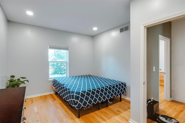 41666 Tera Ln, Novi, MI 48375 - bedroom featuring wood finished floors and recessed lighting