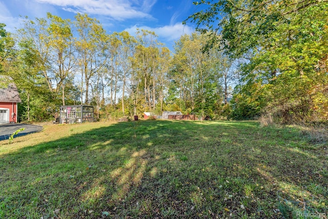 329 Reid Rd, Grand Blanc, MI 48439