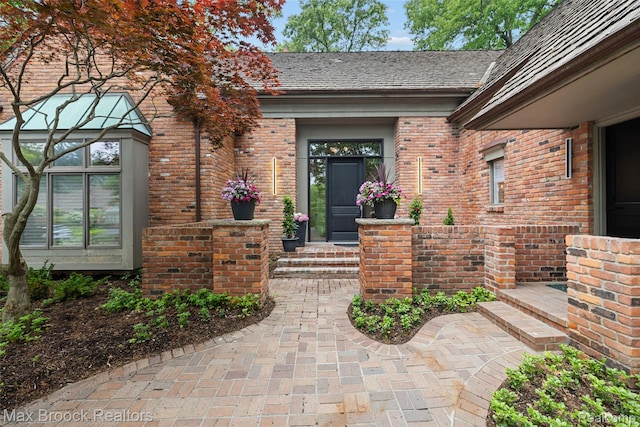 3546 Bloomfield Club Dr, Bloomfield Hills, MI 48301 - doorway to property featuring brick siding