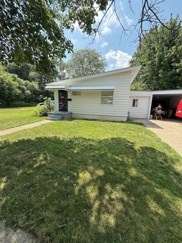1940 Tebo St, Flint, MI 48503 - photo 1