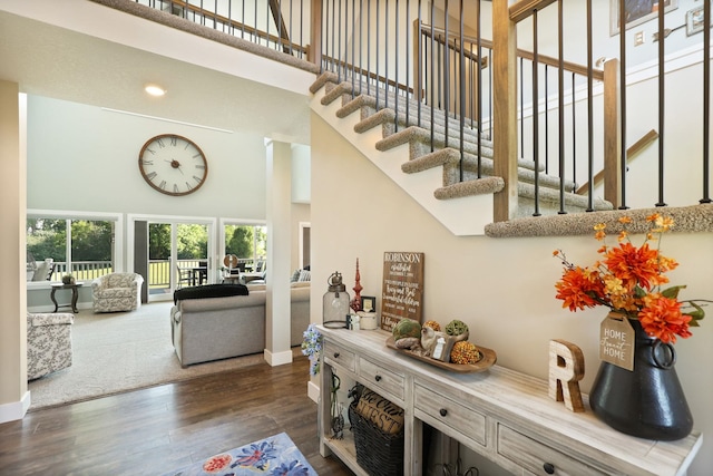 12529 E Tuscola Rd, Frankenmuth, MI 48734 - entryway with a high ceiling, wood finished floors, and stairs