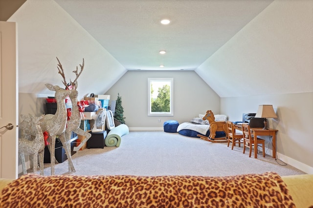 12529 E Tuscola Rd, Frankenmuth, MI 48734 - carpeted bedroom featuring vaulted ceiling and baseboards