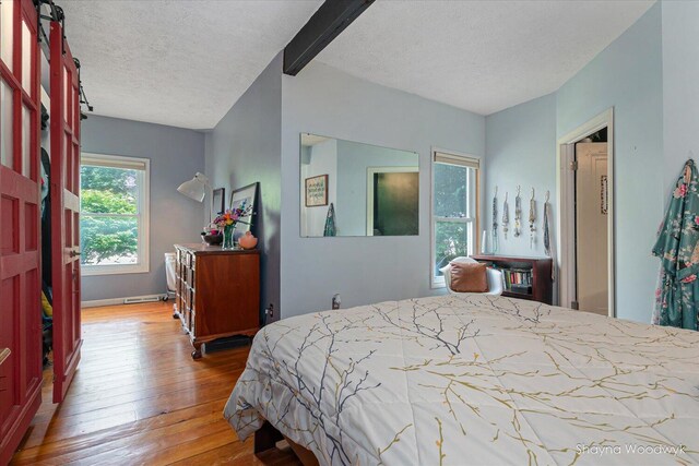 906 E Main St, Lowell, MI 49331