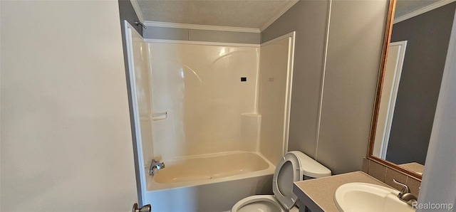 7102 Highlander Cir, Alma, MI 48801 - full bath with vanity, crown molding, a textured ceiling, and shower / tub combination