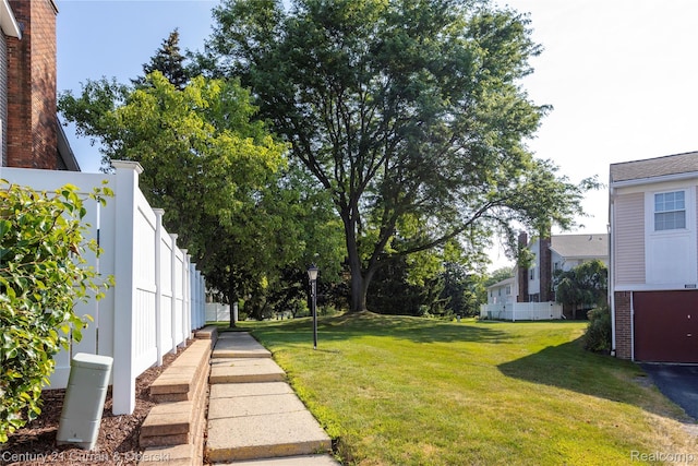 20918 W Glen Haven Cir, Novi, MI 48167 - view of yard