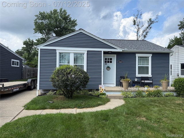5552 Aylesbury Dr, Waterford, MI 48327 - photo 2