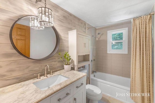 678 Pierce Rd, Plainwell, MI 49080 - full bath featuring vanity, shower / tub combo with curtain, and a chandelier