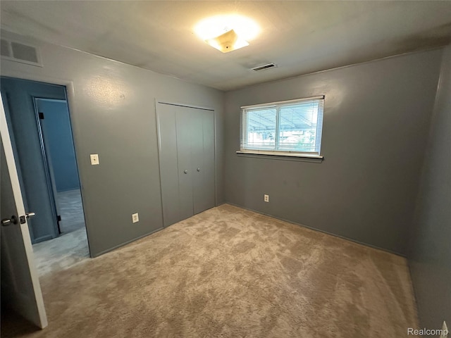18455 Centralia, Redford, MI 48240 - unfurnished bedroom featuring carpet floors and a closet
