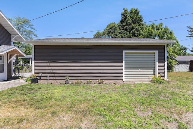 412 N Robert St, Ludington, MI 49431 - view of garage