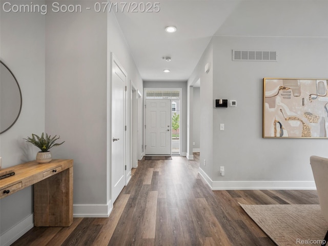 482 Wilson St, Ferndale, MI 48220 - entrance foyer featuring dark wood-type flooring and recessed lighting