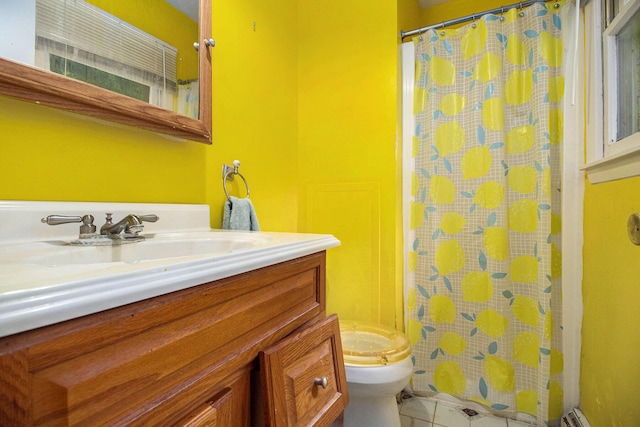 1560 G Ave W, Kalamazoo, MI 49009 - bathroom with vanity, a shower with curtain, and tile patterned flooring