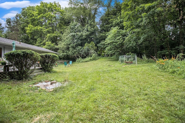 1560 G Ave W, Kalamazoo, MI 49009 - view of grassy yard