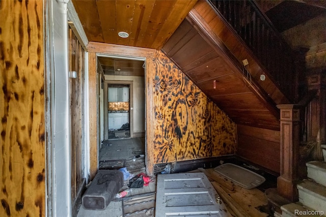 1525 Spruce St, Detroit, MI 48216 - view of unfinished attic