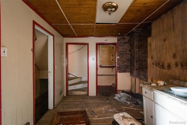 1525 Spruce St, Detroit, MI 48216 - interior space featuring stairway