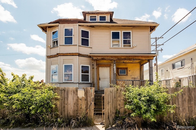 1525 Spruce St, Detroit, MI 48216 - view of front of home with a porch