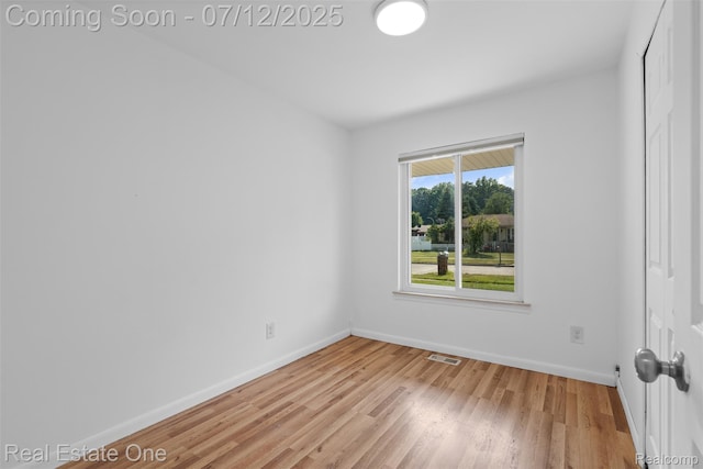 15679 Gulley St, Taylor, MI 48180 - unfurnished room featuring baseboards and light wood finished floors