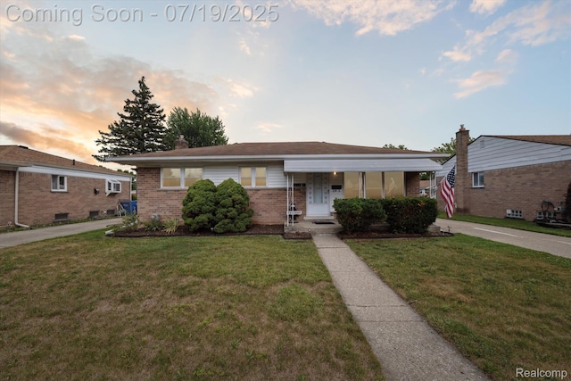 31320 Newport Dr, Warren, MI 48088 - photo 1