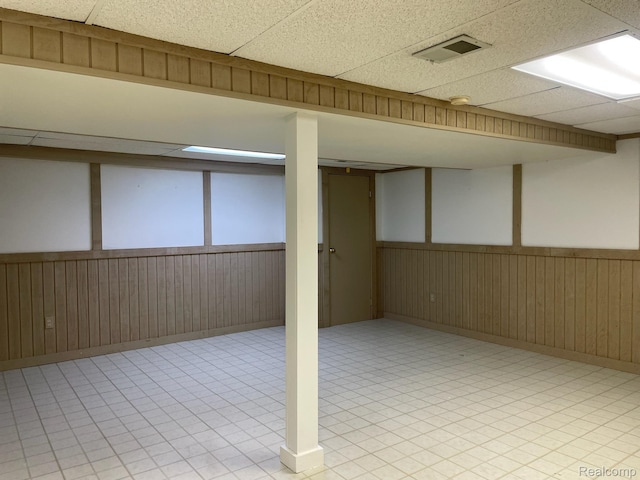 29494 Sylvan Ln Unit 6, Farmington Hills, MI 48334 - finished below grade area featuring wainscoting and a drop ceiling