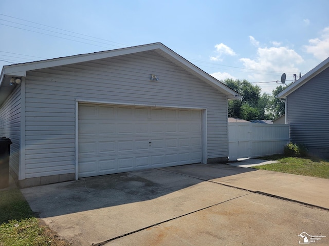 2844 1st St, Monroe, MI 48162 - view of detached garage
