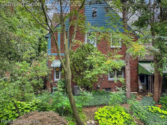 115 Illinois Ave, Pontiac, MI 48341 - view of side of property with brick siding