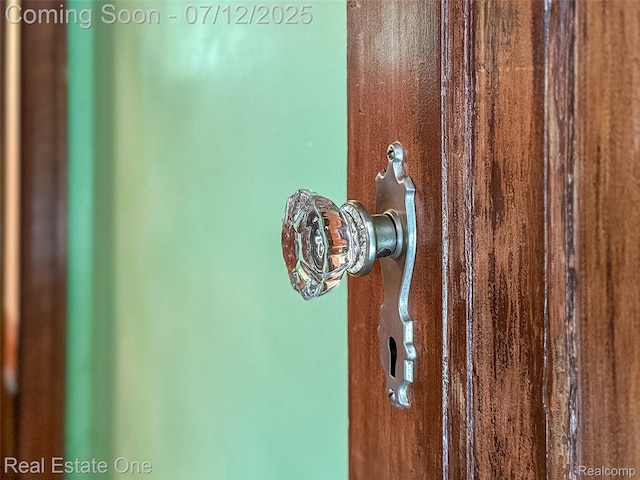 115 Illinois Ave, Pontiac, MI 48341 - detailed view