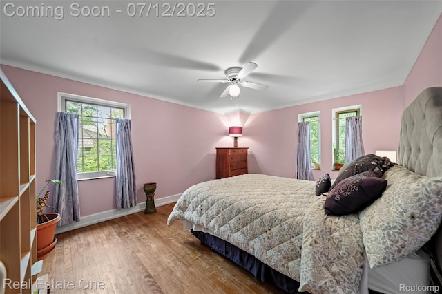 115 Illinois Ave, Pontiac, MI 48341 - bedroom featuring hardwood / wood-style floors and ceiling fan