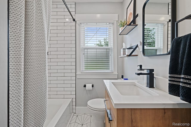 2220 Cummings Ave, Berkley, MI 48072 - bathroom featuring vanity, shower / bath combo, and tile patterned floors