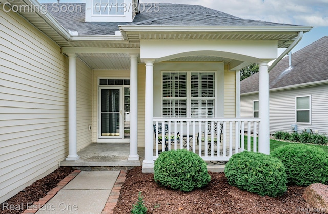4033 Hillsdale Dr, Auburn Hills, MI 48326 - photo 3