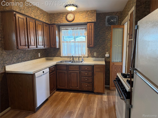 14820 Hanfor Ave, Allen Park, MI 48101 - photo 13