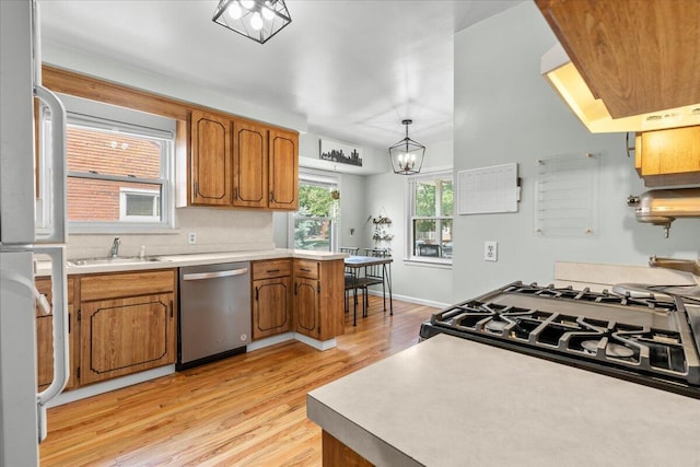 6794 Osage Ave, Allen Park, MI 48101