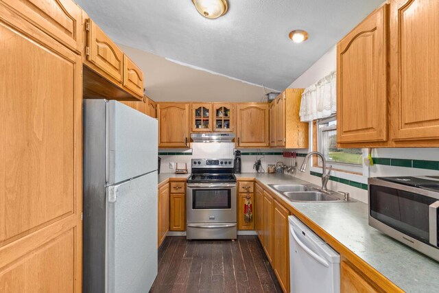 7870 Larry Ln, Middleville, MI 49333