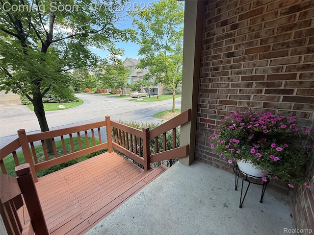 4178 Breckenridge Dr, West Bloomfield, MI 48322 - view of porch