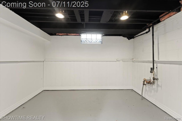23041 Shakespeare Ave, Eastpointe, MI 48021 - below grade area featuring a wainscoted wall