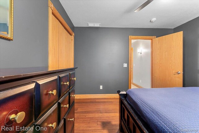 4261 Brest Rd, Newport, MI 48166
