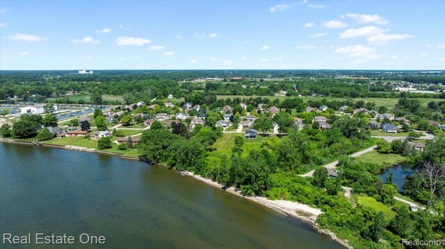 4261 Brest Rd, Newport, MI 48166