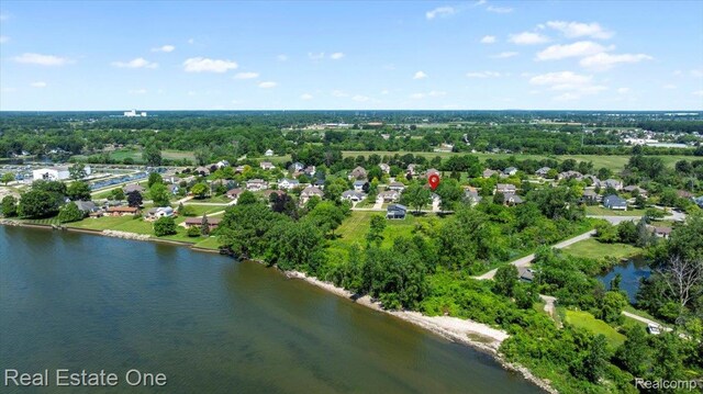 4261 Brest Rd, Newport, MI 48166