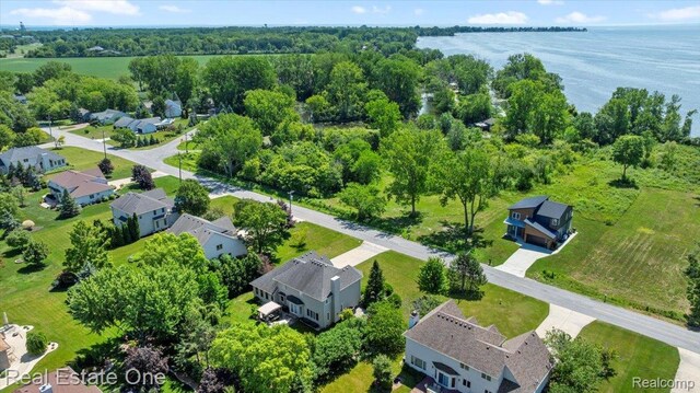 4261 Brest Rd, Newport, MI 48166