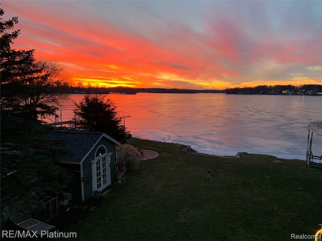 16344 Waterview Ln, Linden, MI 48451 - water view