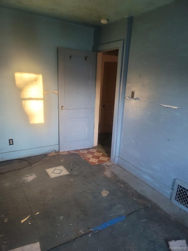 2221 Owen St, Saginaw, MI 48601