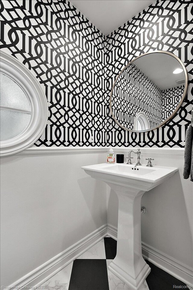 364 Chesterfield Ave, Birmingham, MI 48009 - bathroom featuring marble finish floors and wallpapered walls
