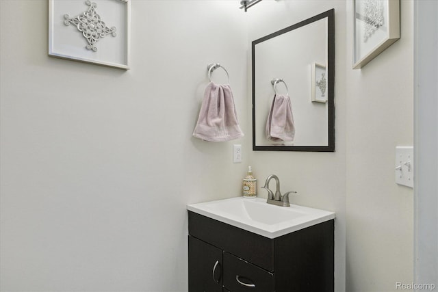 170 W Reed Lake Ct, Commerce Twp, MI 48390 - bathroom featuring vanity