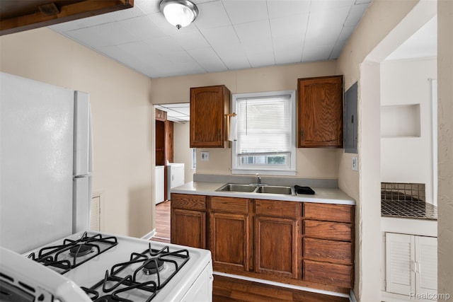 26537 Alger Blvd, Madison Heights, MI 48071 - photo 10
