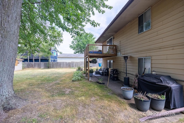 3607 Colby Ave SW, Wyoming, MI 49509 - view of yard featuring a patio area