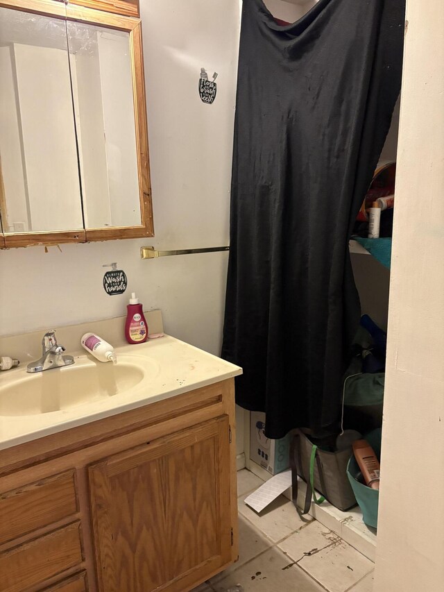 1993 Taube Ave, Benton Harbor, MI 49022 - full bath with vanity